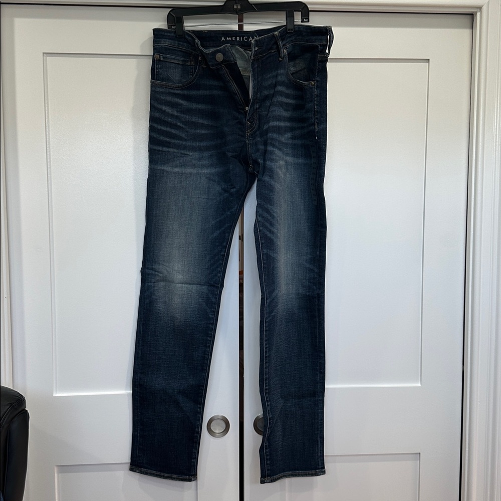 NWT American Eagle Men's Next Level Athletic Airflex Dark Blue Jeans Size 38/36